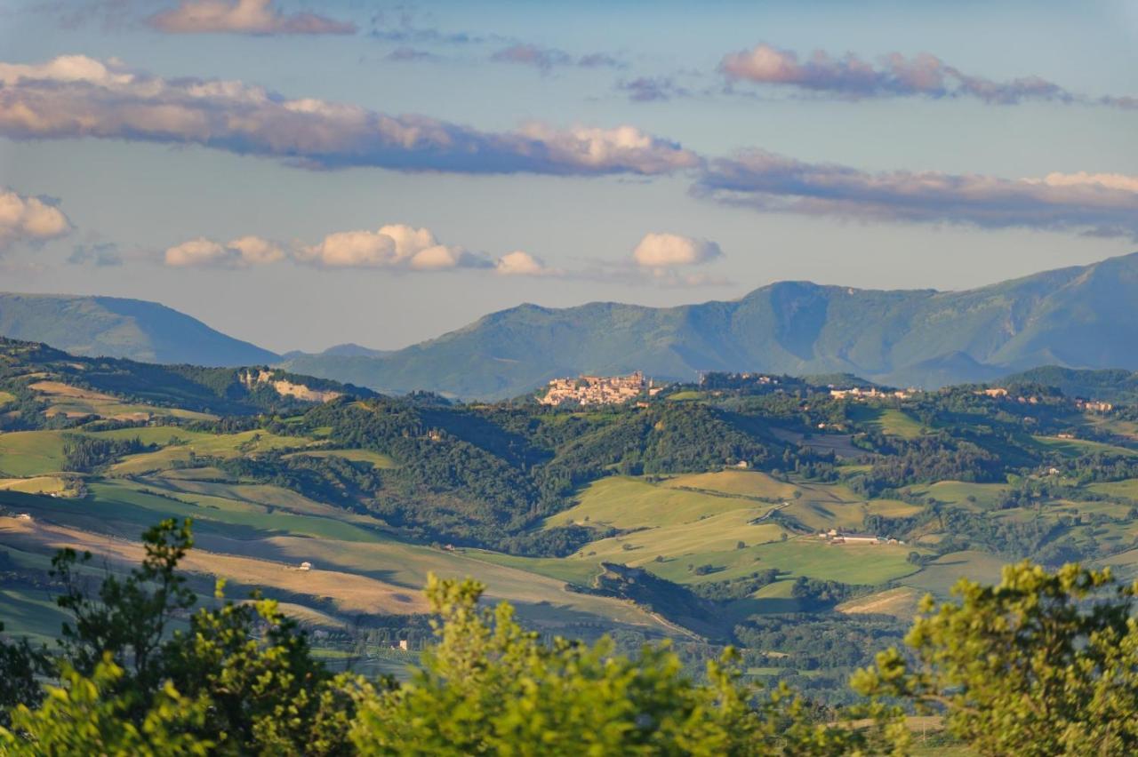 Convento Di San Francesco Mondaino Bed & Breakfast Bagian luar foto