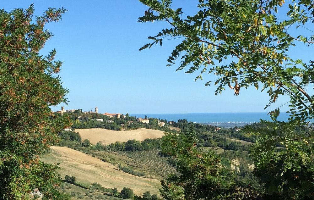 Convento Di San Francesco Mondaino Bed & Breakfast Bagian luar foto