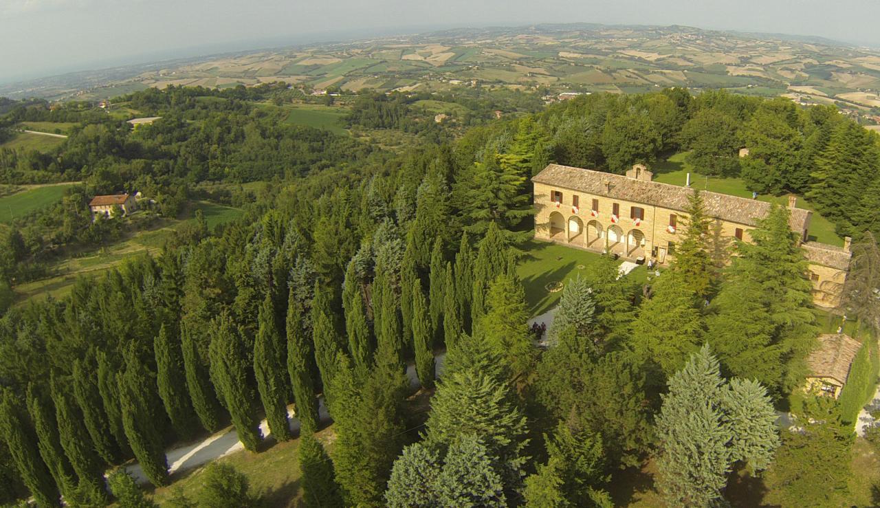 Convento Di San Francesco Mondaino Bed & Breakfast Bagian luar foto