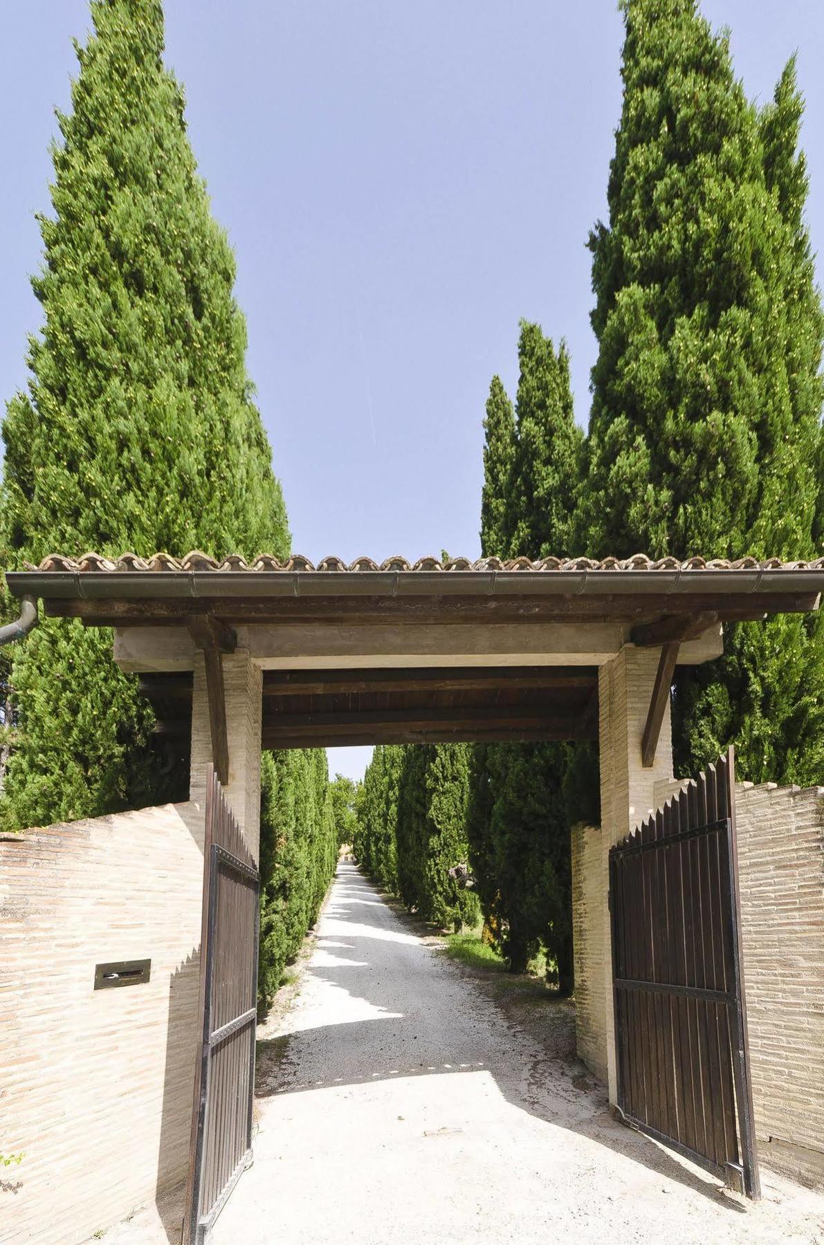 Convento Di San Francesco Mondaino Bed & Breakfast Bagian luar foto